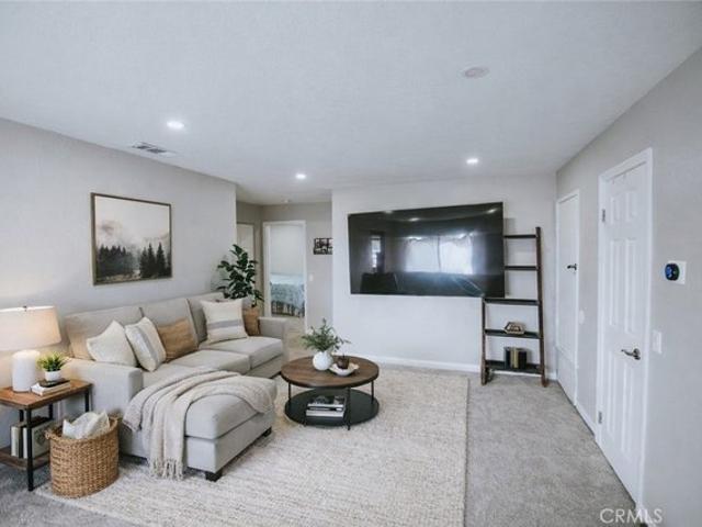 Condo for sale in Corona, California