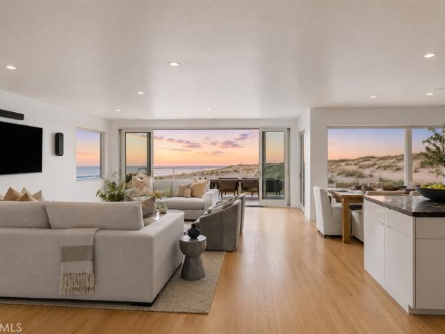 House for sale in Corona Del Mar, California