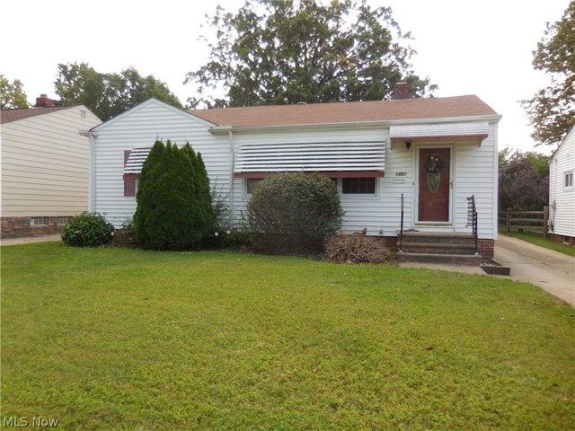 House for sale in Wickliffe, Lake County