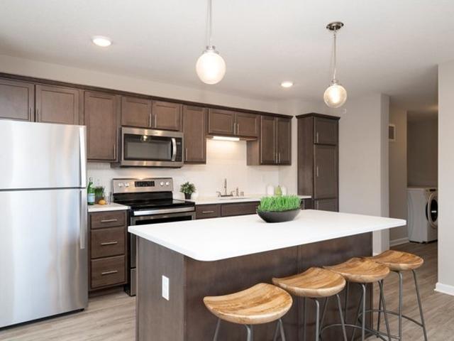 House for sale in Macalester - Groveland, Ramsey