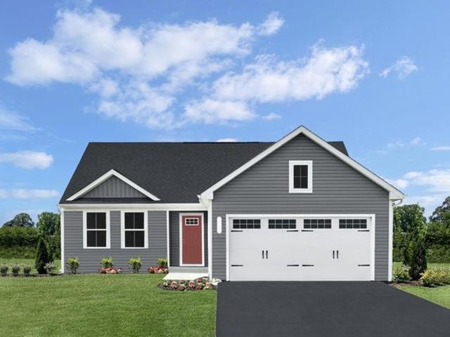 House for sale in Bunker Hill, West Virginia