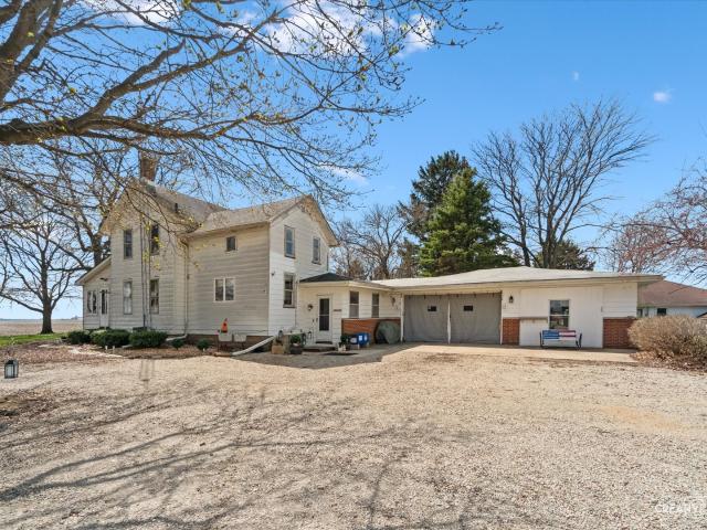 House for sale in Hinckley, Illinois