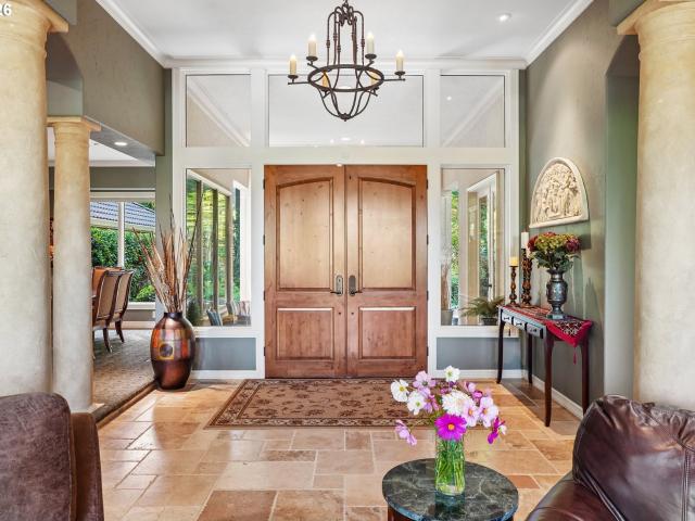 House for sale in Oregon City, Clackamas County