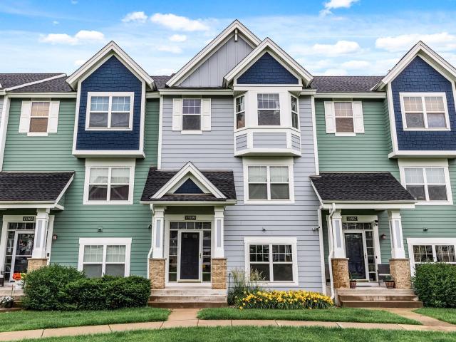 Townhouse for sale in Apple Valley