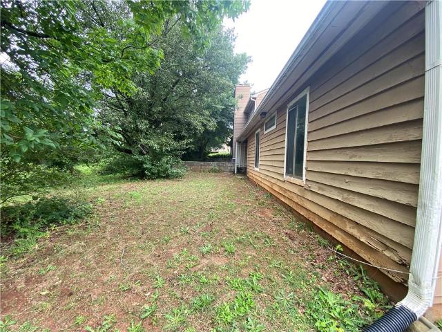 Townhouse for sale in Redan, Georgia
