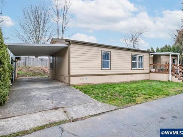House for sale in Oregonia