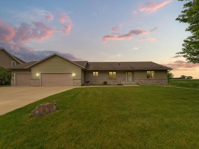 House for sale in Steele, Minnesota