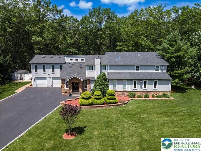 House for sale in Gilbert, Pennsylvania