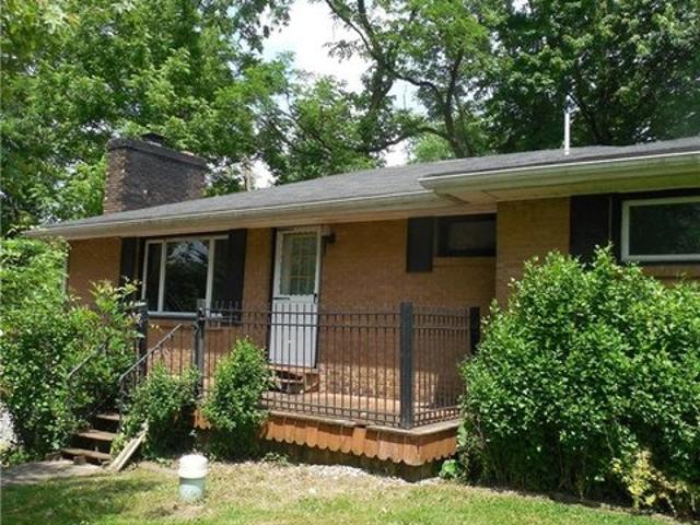 House for sale in New Castle, Pennsylvania