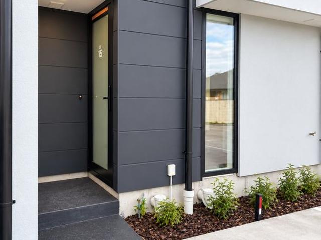 Apartment for rent in Waltham, Linwood-Central-Heathcote Community