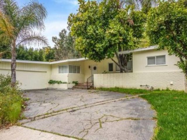 House for sale in Canoga Park, California