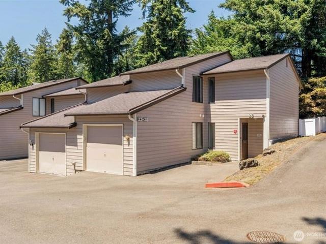Condo for sale in Renton, Washington