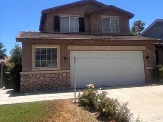 Townhouse for sale in Fontana, California