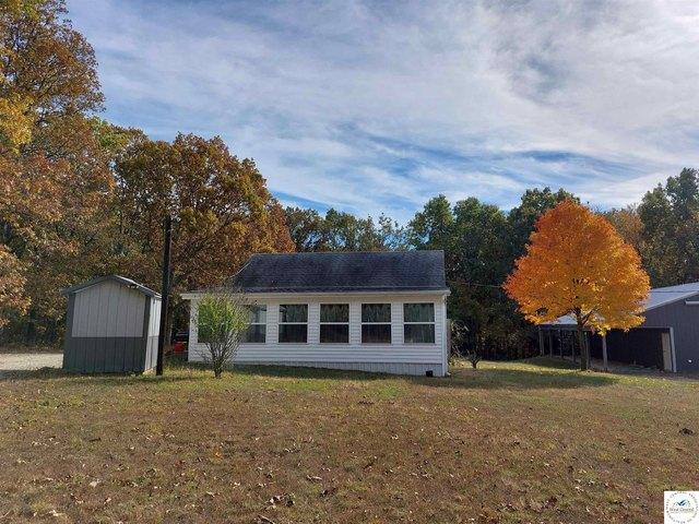 House for sale in Stover, Missouri