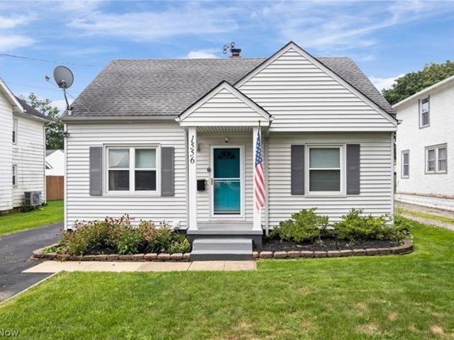 House for sale in Summit, Ohio