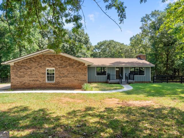 House for sale in Danielsville, Madison County