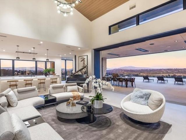 House for sale in Rancho Santa Fe, California
