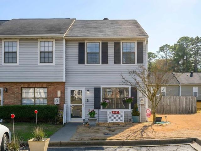 Townhouse for sale in Alabaster, Alabama