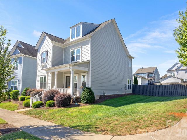 House for sale in McCullough, Pineville