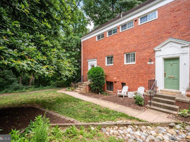 Condo for sale in Virginia