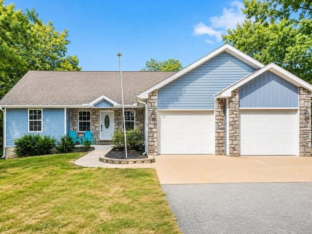 House for sale in Neosho, Missouri