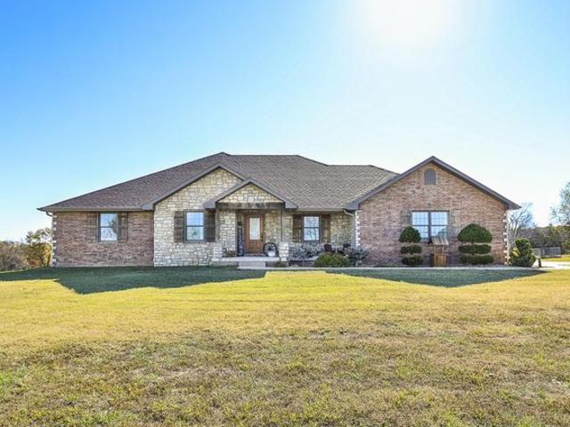 House for sale in Bolivar, Missouri