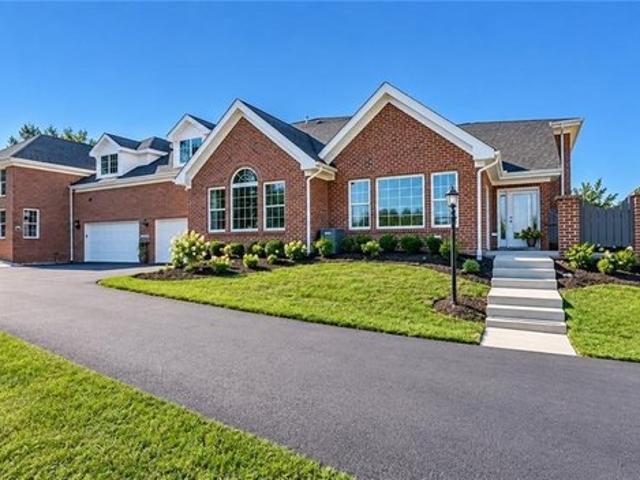 Condo for sale in Crescent Township, Allegheny County