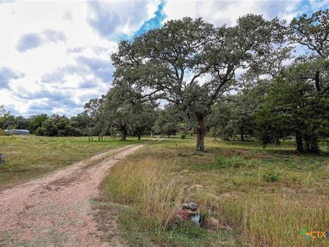Farm for sale in Hallettsville, Lavaca County