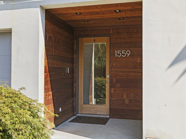 Townhouse for sale in Oregonia