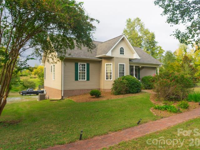 House for sale in Catawba, Catawba County