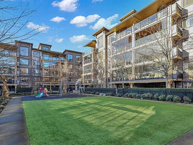 Condo for sale in British Columbia