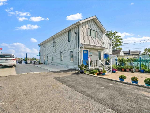 Land for sale in Rosedale, New York