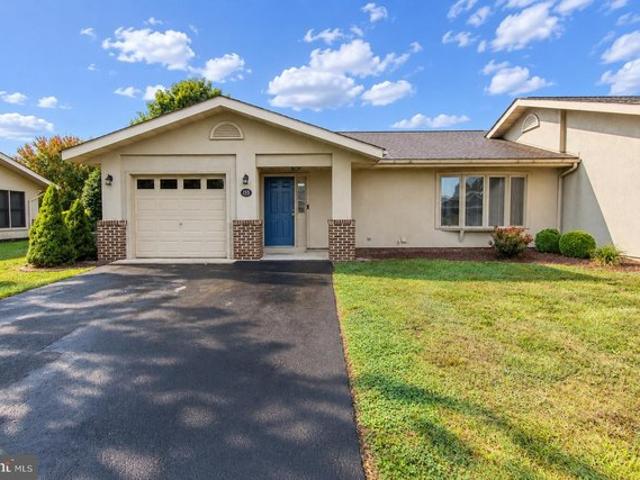 Townhouse for sale in Hedgesville, West Virginia