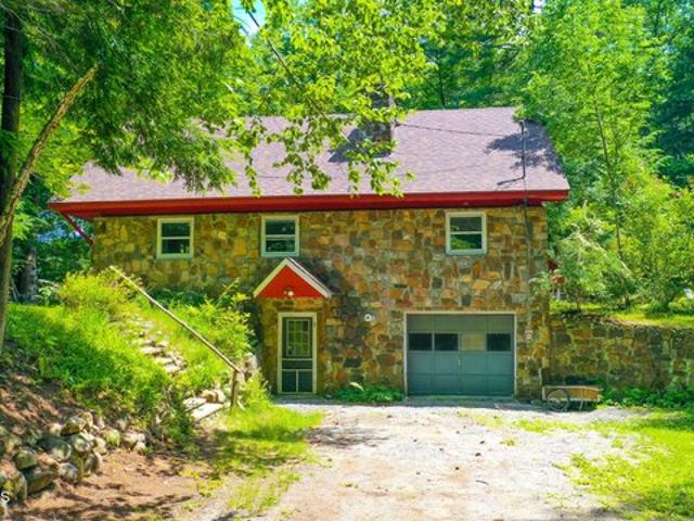 House for sale in Chestertown, New York