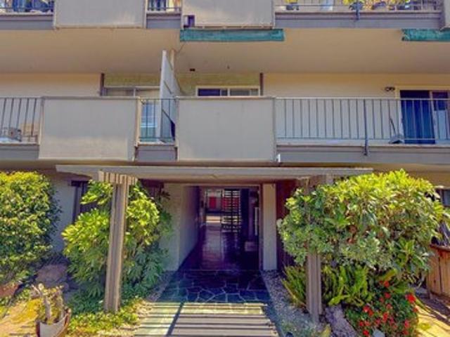 Condo for sale in San Rafael, California