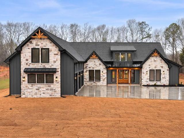 House for sale in Wellford, South Carolina