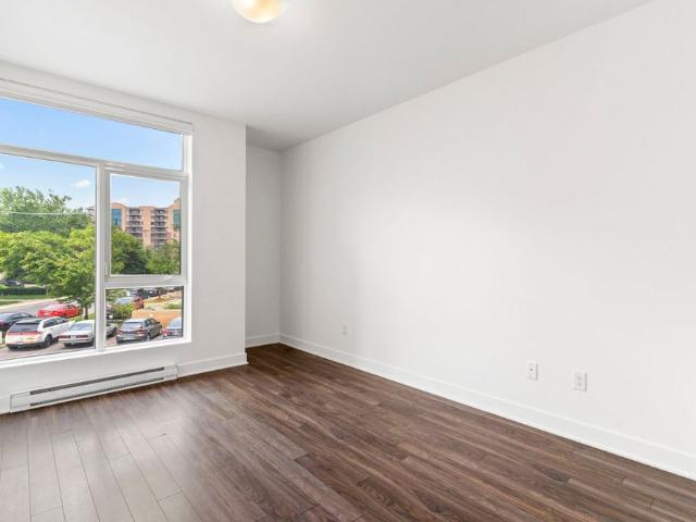 Apartment for rent in Pierrefonds-Roxboro, Montréal
