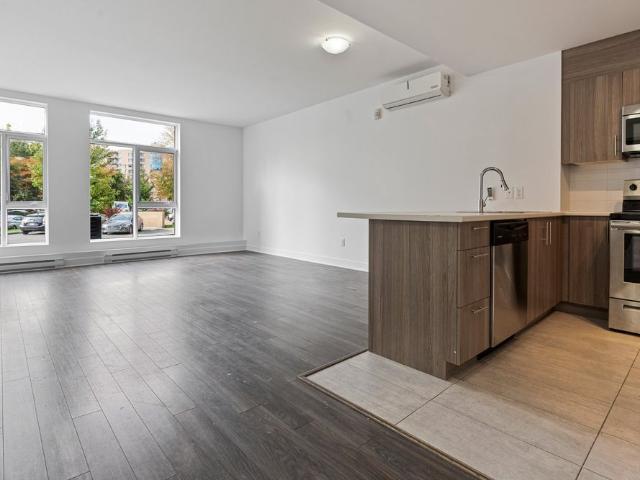 Apartment for rent in Pierrefonds-Roxboro, Montréal