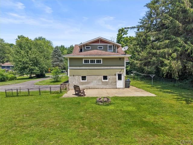 House for sale in Minetto, New York