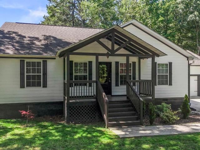 House for sale in Guntersville, Alabama