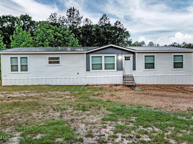 Property for sale in Mendenhall, Mississippi