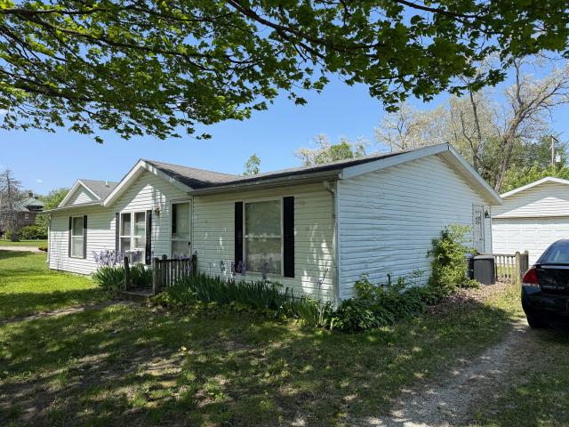 House for sale in Sheldon, Illinois