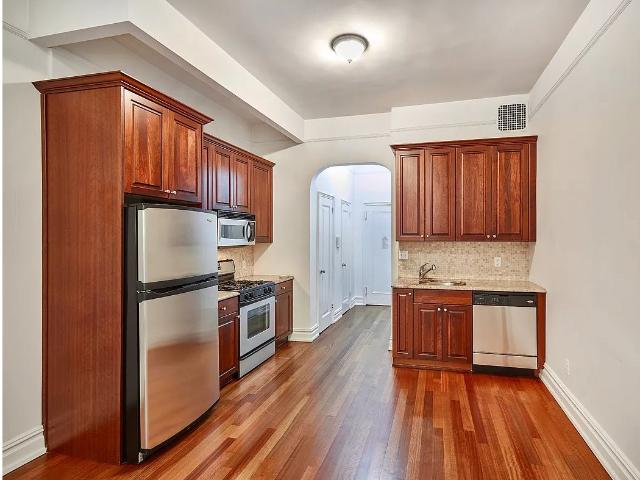 Property for rent in Arverne, New York