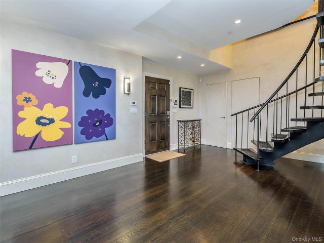 Condo for sale in Nassau, New York