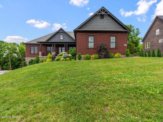 House for sale in Mount Washington, Kentucky