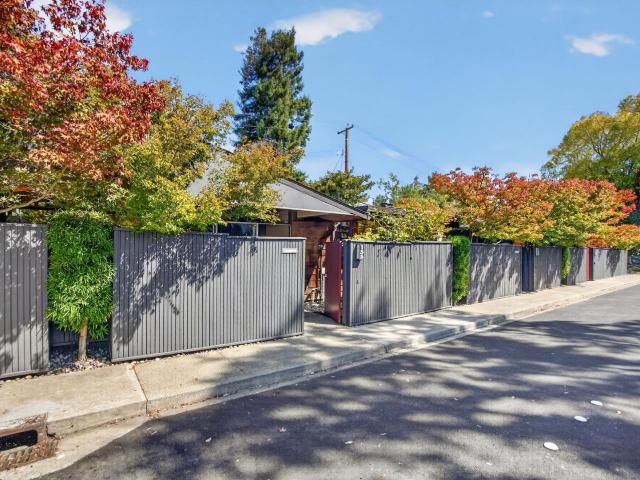 Townhouse for sale in Palo Alto, California