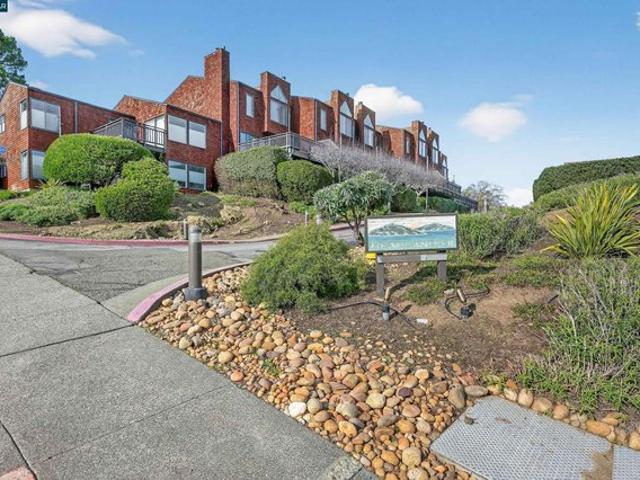 Condo for sale in Sausalito, California