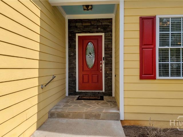 House for sale in Hull, Georgia