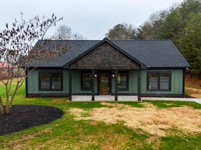 House for sale in Clarkesville, Habersham County