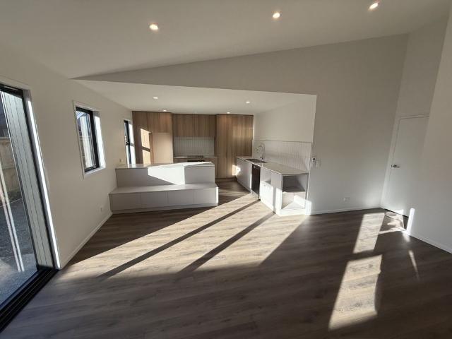 House for rent in Otakou